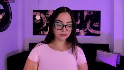 Snapshot of allisonrogersx chatting on 09-28-25, 05:18 Allison Rogers online show from 09-28-25, 05:18