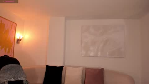 Snapshot of allisonrogersx chatting on 10-26-25, 04:46 Allison Rogers online show from 10-26-25, 04:46