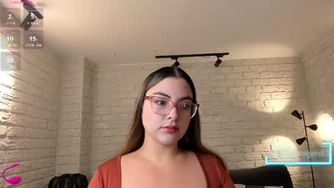 Snapshot of allisonrogersx chatting on 06-30-26, 10:27 Allison Rogers online show from 06-30-26, 10:27