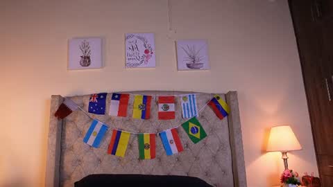 Snapshot of allisson_m chatting on 06-17-26, 12:07 allisson online show from 06-17-26, 12:07