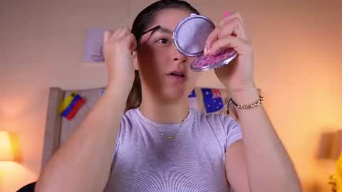 Snapshot of allisson_m chatting on 06-21-26, 12:08 allisson online show from 06-21-26, 12:08