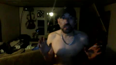 Snapshot of allitrunnin chatting on 01-06-26, 06:39 allitrunnin online show from 01-06-26, 06:39