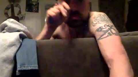 Snapshot of allitrunnin chatting on 02-14-26, 09:17 allitrunnin online show from 02-14-26, 09:17