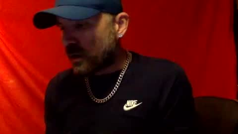 Snapshot of allitrunnin chatting on 04-05-26, 06:43 allitrunnin online show from 04-05-26, 06:43