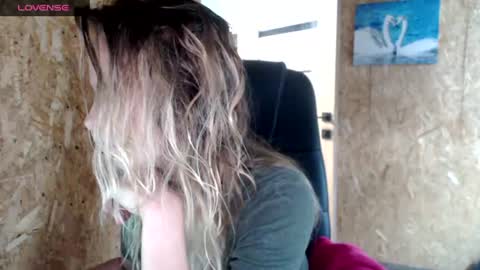 Snapshot of alllexandra chatting on 06-18-26, 10:09 alllexandra online show from 06-18-26, 10:09
