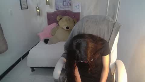 alison online show from 11-28-25, 08:22