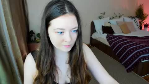 Snapshot of alluringeyess chatting on 02-07-26, 10:30 alluringeyess online show from 02-07-26, 10:30