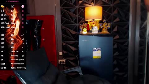 Snapshot of alluringnatalya chatting on 02-05-25, 06:56 Natalya Fox online show from 02-05-25, 06:56