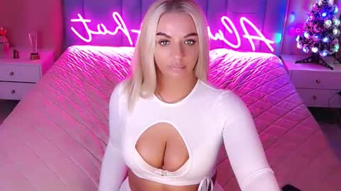 AlwaysHot online show from 01-10-26, 02:13