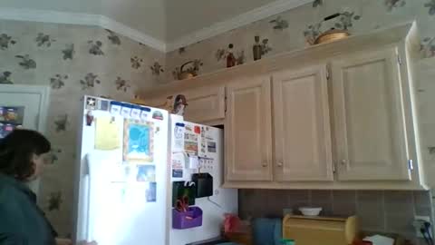 ally12334 online show from 12-02-25, 05:52