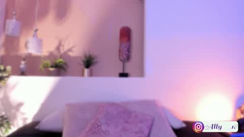 Ally  online show from 11-06-25, 04:24