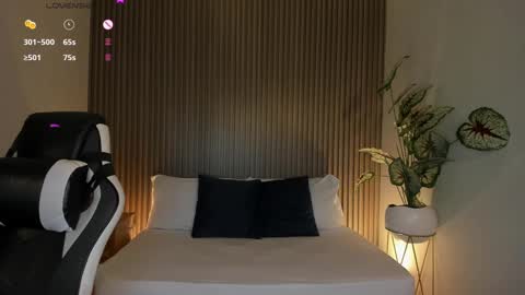 A L L I E online show from 09-12-25, 09:48