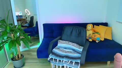 Ally  help me reach 100 satisfaid online show from 12-22-25, 05:15