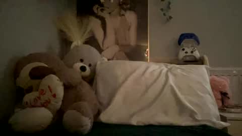 Snapshot of allyanalangel chatting on 02-08-25, 01:43 allyanalangel online show from 02-08-25, 01:43