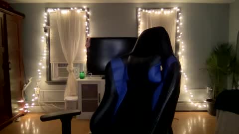 Snapshot of allyanalangel chatting on 03-05-25, 02:57 allyanalangel online show from 03-05-25, 02:57