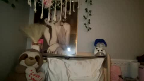 Snapshot of allyanalangel chatting on 03-09-25, 05:11 allyanalangel online show from 03-09-25, 05:11