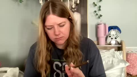 Snapshot of allyanalangel chatting on 03-09-25, 08:52 allyanalangel online show from 03-09-25, 08:52