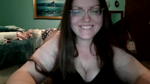 Snapshot of allycatpurrs123 chatting on 07-12-26, 10:56 allycatpurrs123 online show from 07-12-26, 10:56