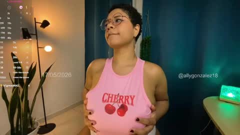 Snapshot of allygonzalez18 chatting on 05-17-26, 06:15 Ally online show from 05-17-26, 06:15