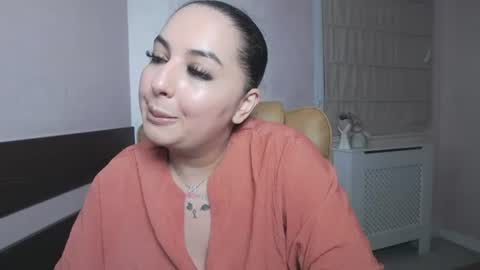 Snapshot of allyiah chatting on 06-23-26, 06:39 online show from 06-23-26, 06:39