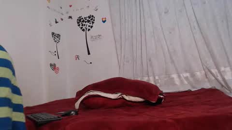 Snapshot of allyka_transsm chatting on 09-29-25, 01:00 Allyka online show from 09-29-25, 01:00