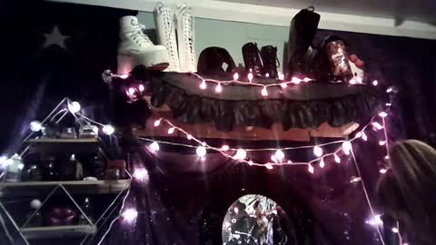 allymoon1369 online show from 02-19-26, 09:49