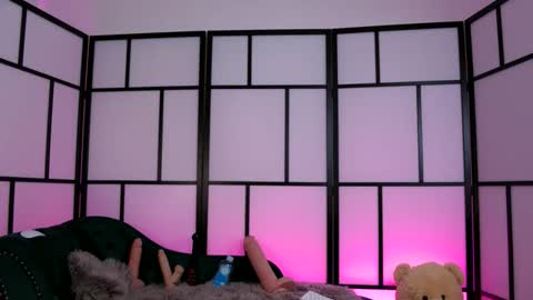 Snapshot of allys_secret chatting on 04-17-26, 07:44 Call me Ally online show from 04-17-26, 07:44