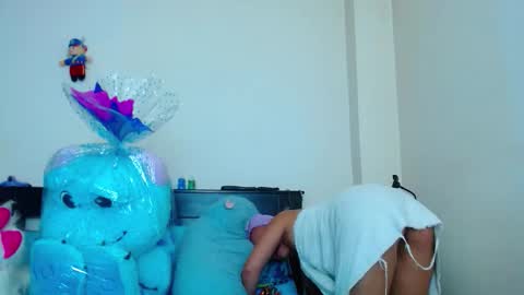 Snapshot of allyson_collins_ chatting on 11-05-25, 10:21 Allyson collins online show from 11-05-25, 10:21