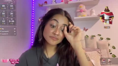 Snapshot of allysonparkerr chatting on 01-03-25, 06:44 Ally online show from 01-03-25, 06:44