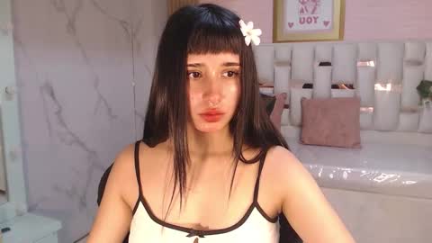 Snapshot of allyssa_bellini_s chatting on 09-09-25, 08:19 Allysa online show from 09-09-25, 08:19