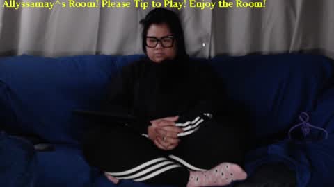 Allyssamay online show from 02-17-25, 06:42