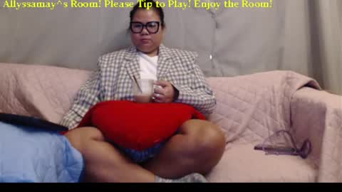 Allyssamay online show from 10-29-25, 03:09