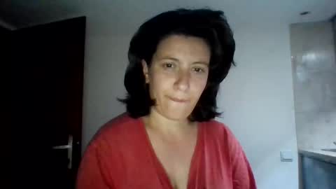 Snapshot of alma_amy chatting on 05-24-26, 09:09 Alma online show from 05-24-26, 09:09