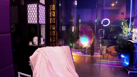 Snapshot of alma_pearl chatting on 11-05-25, 07:52 Alma online show from 11-05-25, 07:52