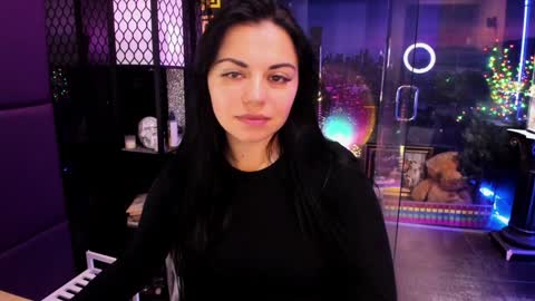 Snapshot of alma_pearl chatting on 11-13-25, 08:02 Alma online show from 11-13-25, 08:02