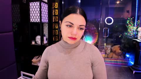 Snapshot of alma_pearl chatting on 11-14-25, 07:07 Alma online show from 11-14-25, 07:07