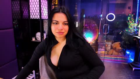 Snapshot of alma_pearl chatting on 11-16-25, 09:48 Alma online show from 11-16-25, 09:48