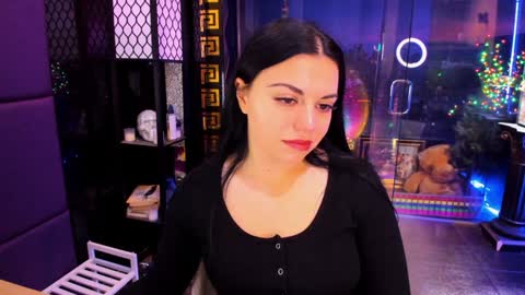 Snapshot of alma_pearl chatting on 11-27-25, 07:32 Alma online show from 11-27-25, 07:32