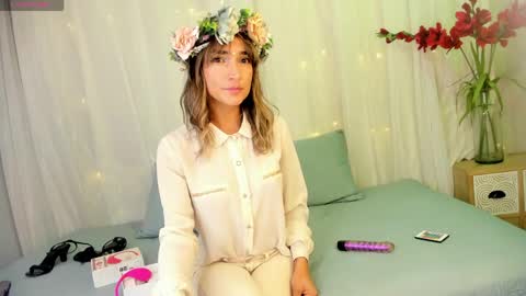 Snapshot of alma_rose_ chatting on 04-16-26, 06:52 alma_rose_ online show from 04-16-26, 06:52