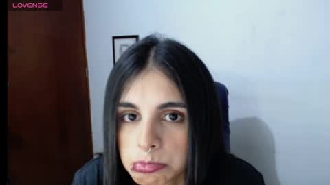 Snapshot of alma_sweet chatting on 10-22-25, 08:30 Arhantxa online show from 10-22-25, 08:30