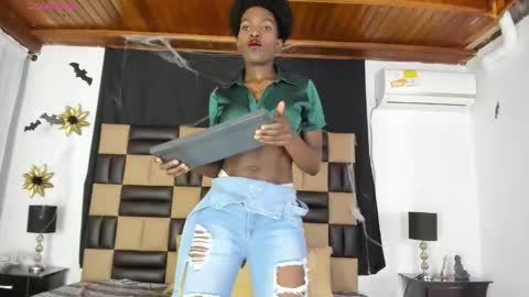 Snapshot of almasaennz chatting on 11-03-25, 07:15 online show from 11-03-25, 07:15