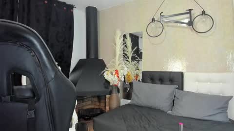 Santy online show from 02-02-26, 07:12