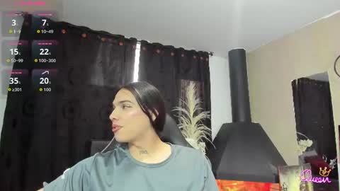 Snapshot of almazz_ chatting on 07-17-26, 06:02 Santy online show from 07-17-26, 06:02