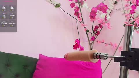 ALMENDRAEVANS online show from 03-04-25, 05:45