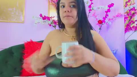 ALMENDRAEVANS online show from 11-22-25, 11:53