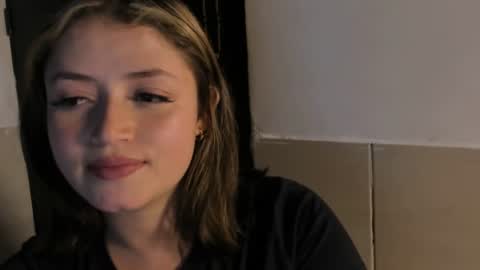 Snapshot of almma_ chatting on 06-22-26, 08:28 ALMMA online show from 06-22-26, 08:28