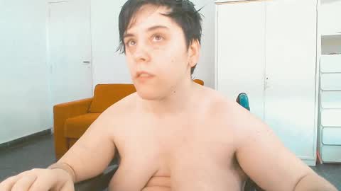 Almond online show from 02-09-25, 08:34