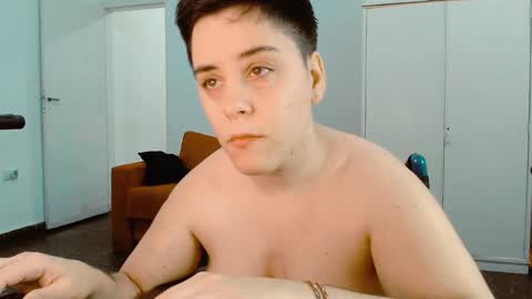 Almond online show from 03-01-25, 11:04