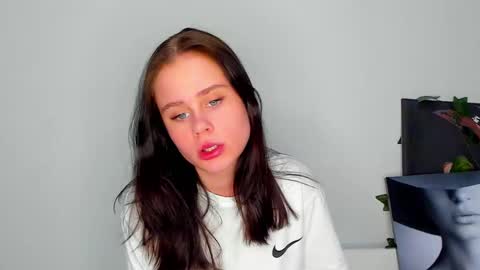 Snapshot of alodiafrankson chatting on 01-23-25, 07:43 molly online show from 01-23-25, 07:43