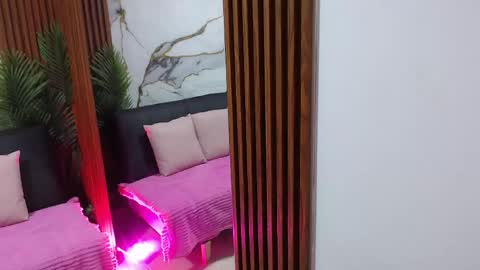 alonddra_tay online show from 04-23-26, 11:31